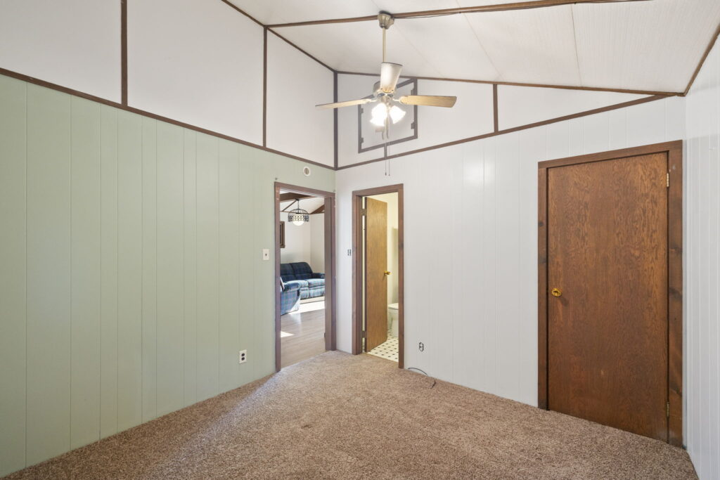 2941 S. Mask Ct. - Danielle Stiles Real Estate - Painted Hills For Sale (7)